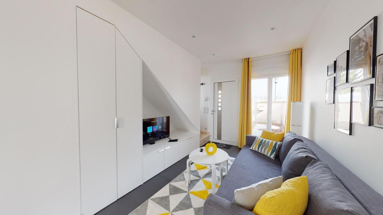 Villa Paris House Villejust Exterior foto